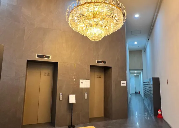 3 명동 종로 남산루프탑 신축아파트 무료짐보관 Apartment *