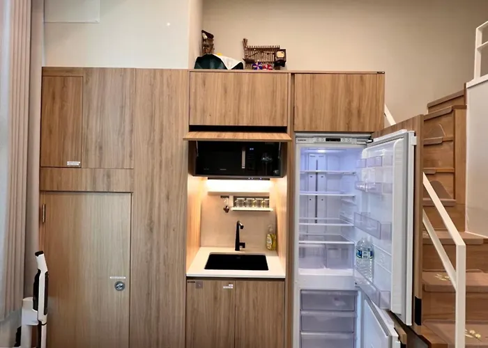 3 명동 종로 남산루프탑 신축아파트 무료짐보관 Apartment *