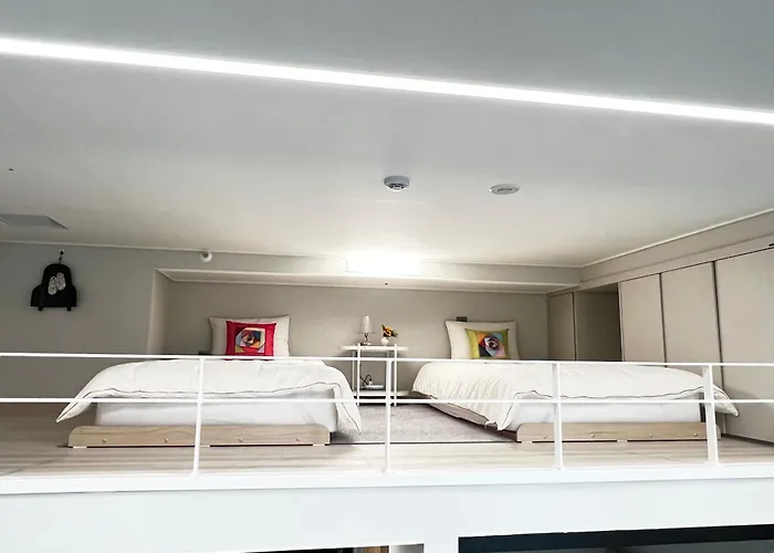 3 명동 종로 남산루프탑 신축아파트 무료짐보관 Apartment